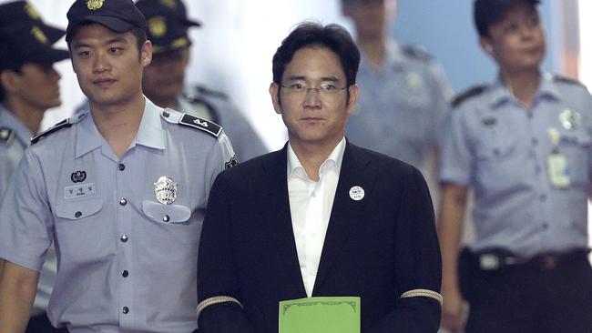 Samsung Heir Lee Jae-yong Jailed In South Korea Over Corruption | News ...