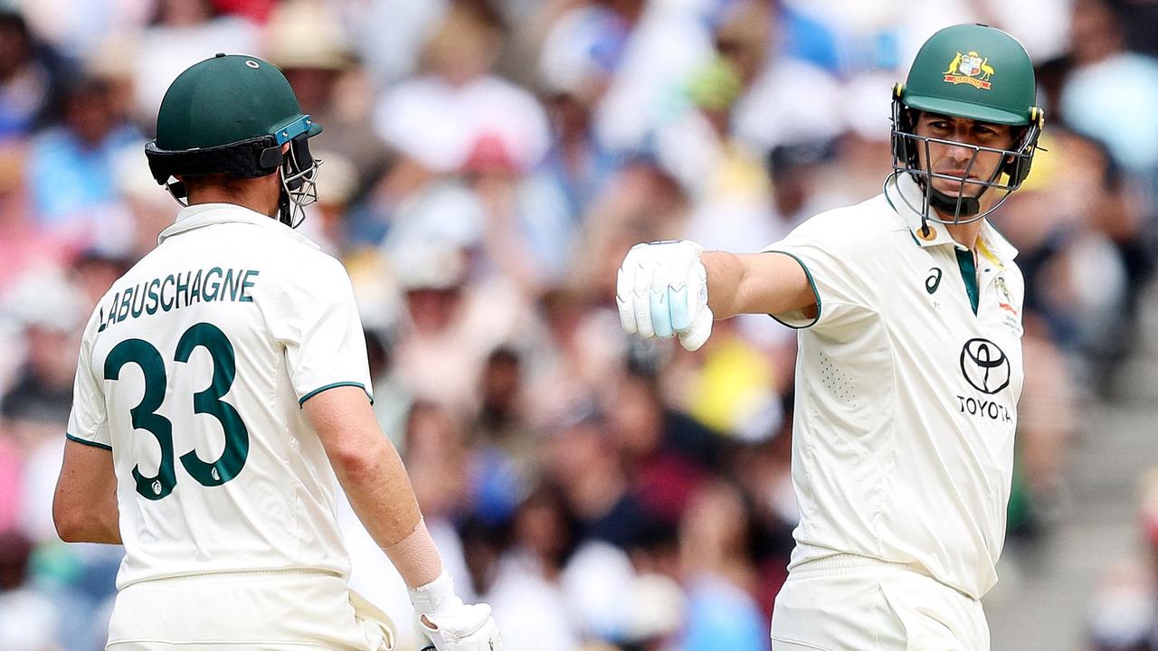 LIVE: Gambling by playing it safe? Aussie tactics questioned even as India faces record chase