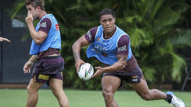 Ofahengaue is one of Brisbane’s key forwards. AAP Image/Glenn Hunt.