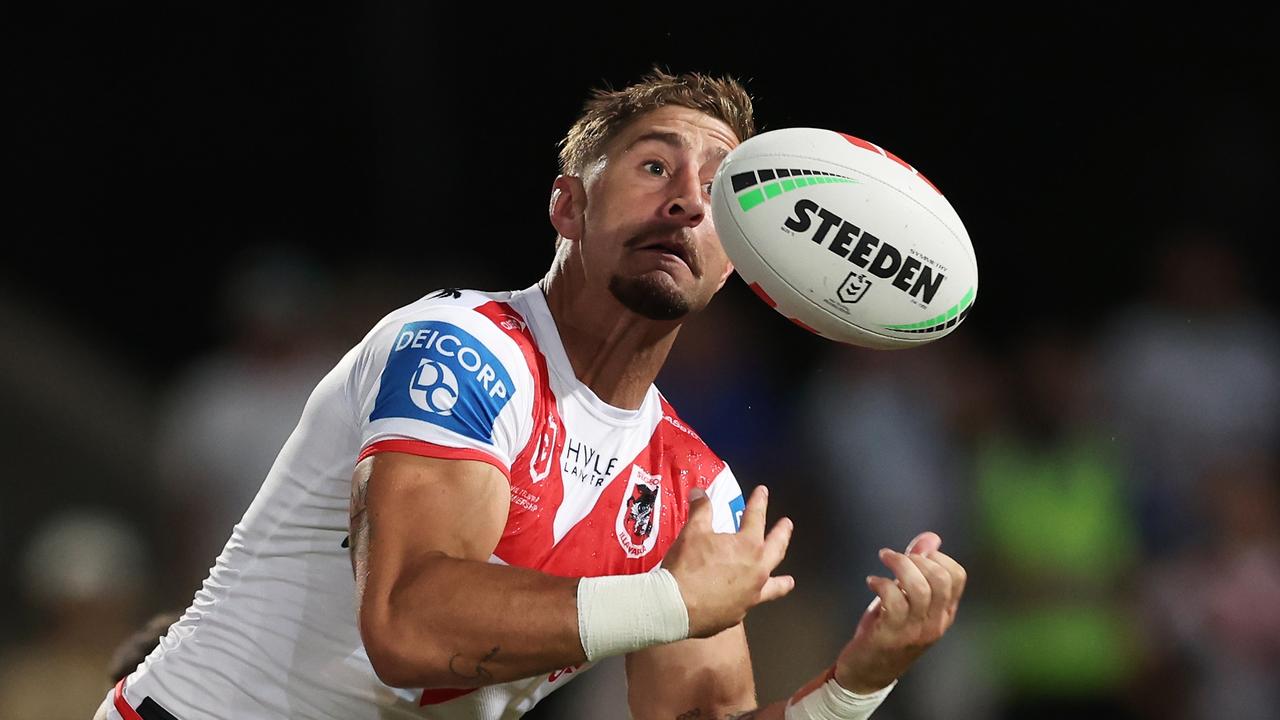 NRL 2024: Zac Lomax 22nd best centre in NRL, stats, why is Lomax playing  wing, coach Shane Flanagan reason, St George Illawarra Dragons, salary,  $800,000
