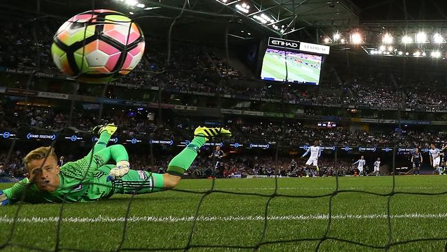 Tim Cahill made an ‘encouraging’ start to life in the A-League. He looks a tidy player, eh?