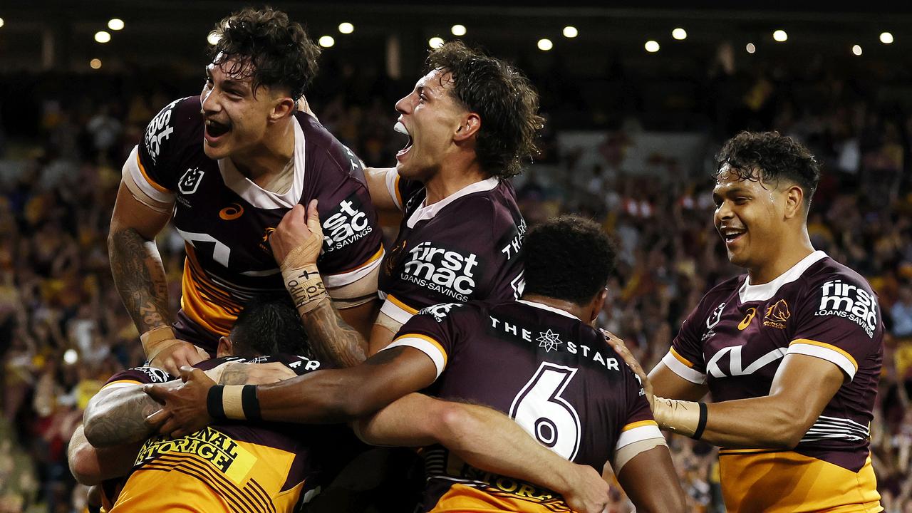 NRL preliminary finals live updates, results: Brisbane Broncos beat  Warriors as Reece Walsh lights up Suncorp