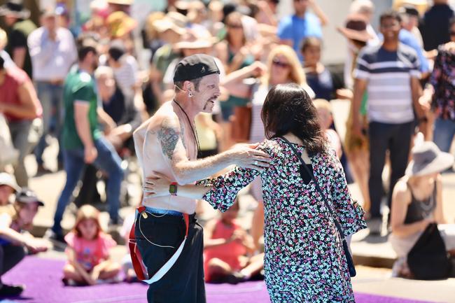 The Taste of Tasmania. Shep Huntly, performer in action. Picture: EDDIE SAFARIK