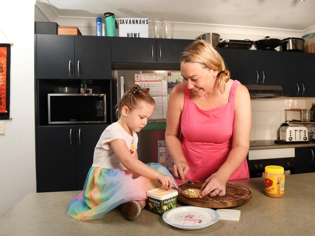 Vanessa Simms with her 3 year old daughter Savannah Simms at their Mount Louisa home. Picture: Shae Beplate.