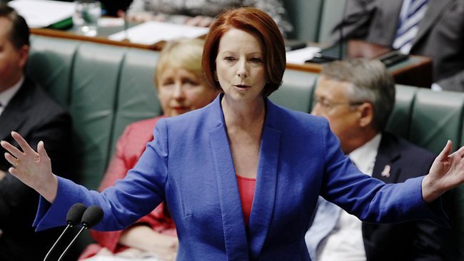 Prime Minister Julia Gillard trades blows with Abbott over sexism ...