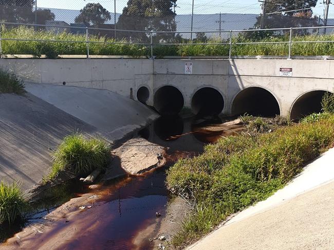 A black discharge found Merlynston Creek, Coolaroo that has been traced back to Glass Recovery Services by the EPA. Picture: Facebook