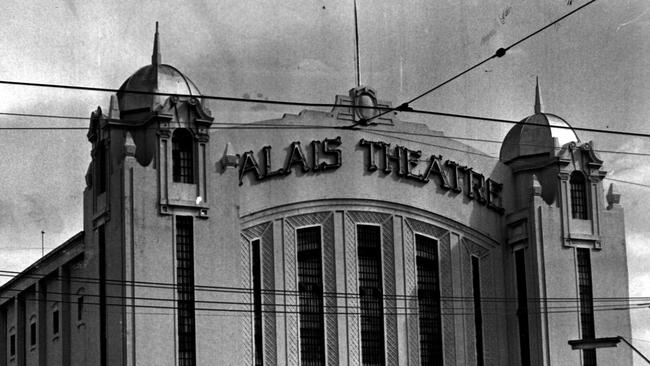 The Palais Theatre in St Kilda. May 96 Dated photo 1966 /Theatres