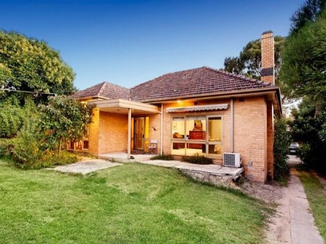 28 Airedale Avenue, Hawthorn East was used as a cannabis crop house.