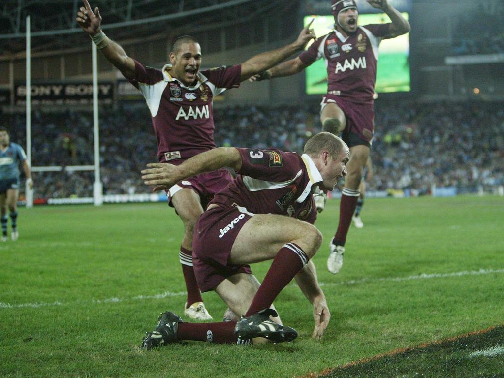 Steve Bell scores in 2006.