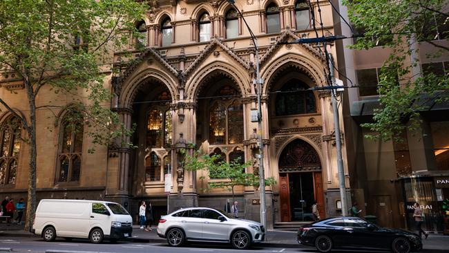 Reine &amp; La Rue at 380 Collins St.