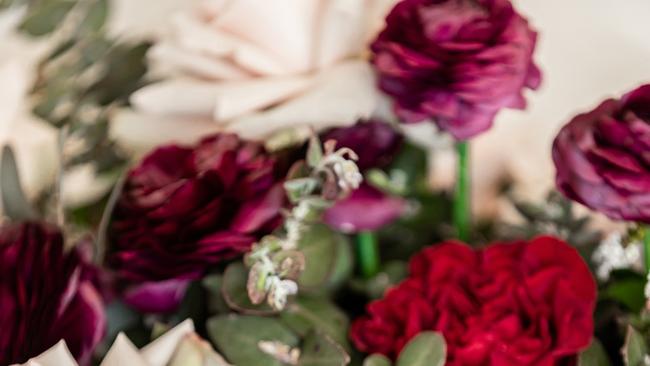 Modern romance (Ben Connolly Photography)