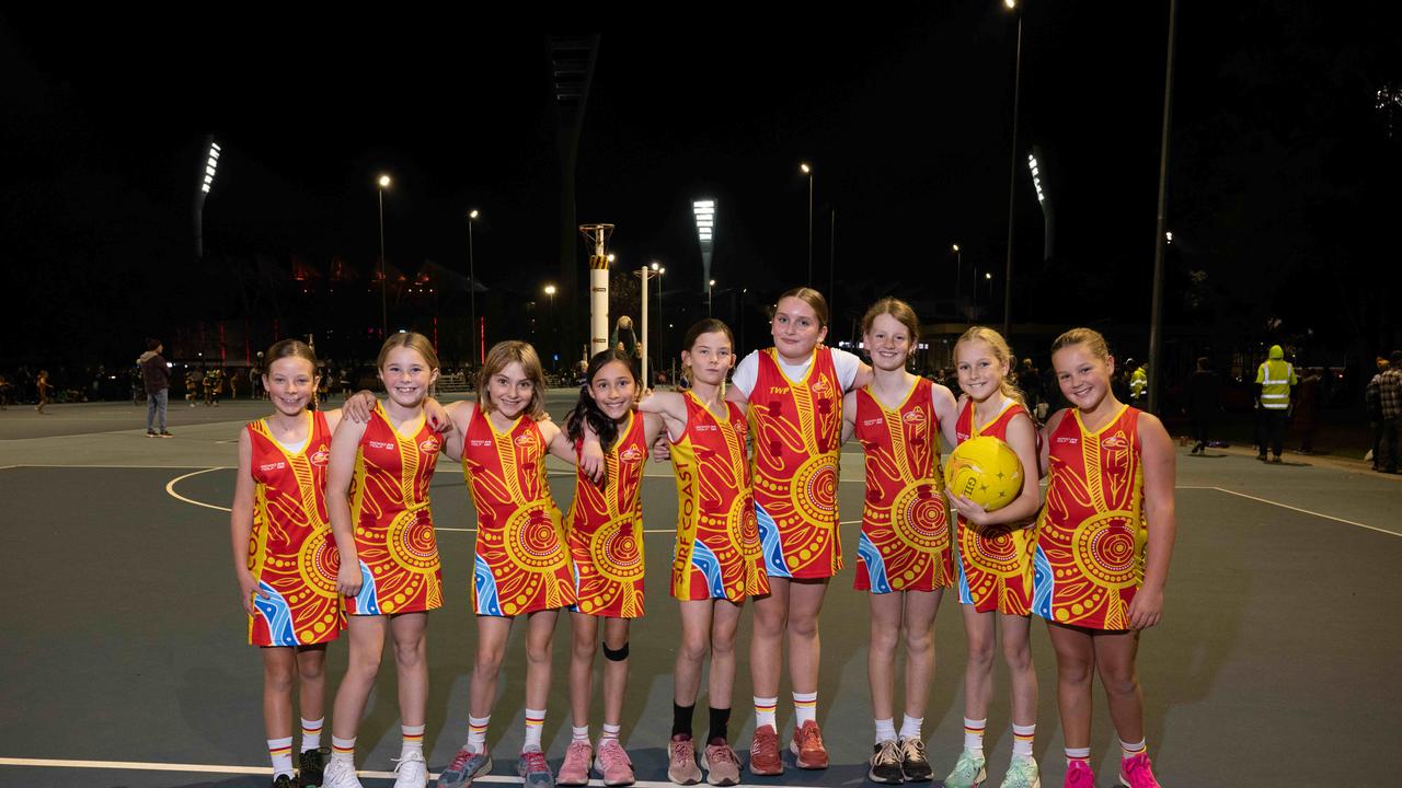 Surf Coast Suns Winkipop under-11 netball team.