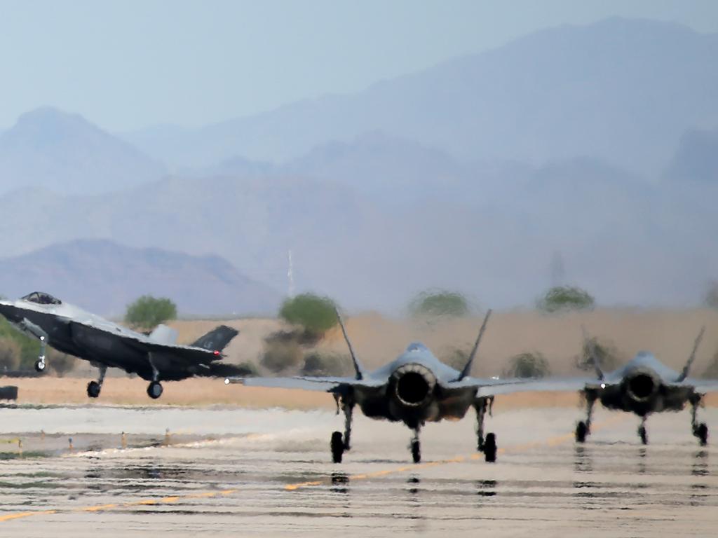 Next Gen Aussie fighter pilots in high-tech “Iron Man” helmets | Daily ...