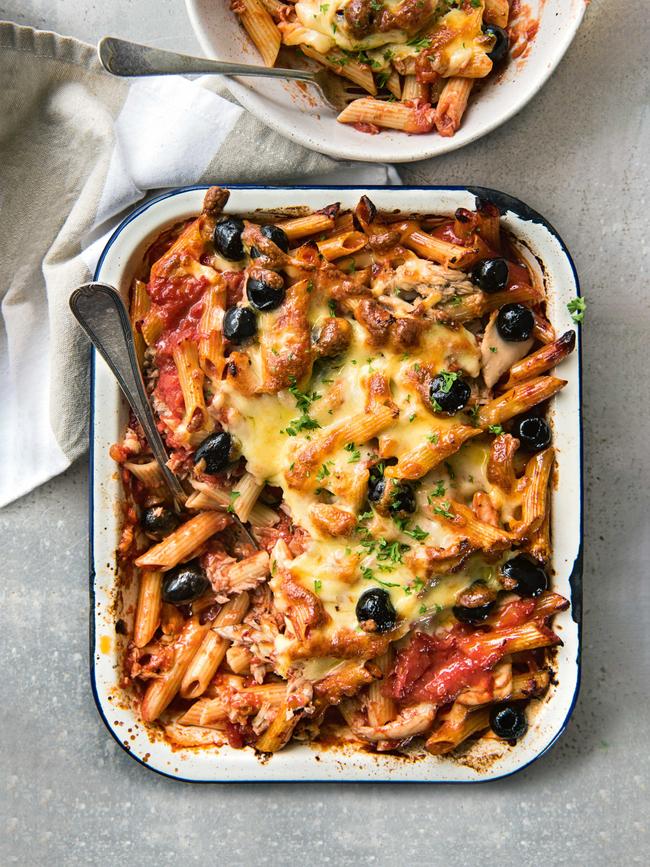 Spicy tuna pasta bake.