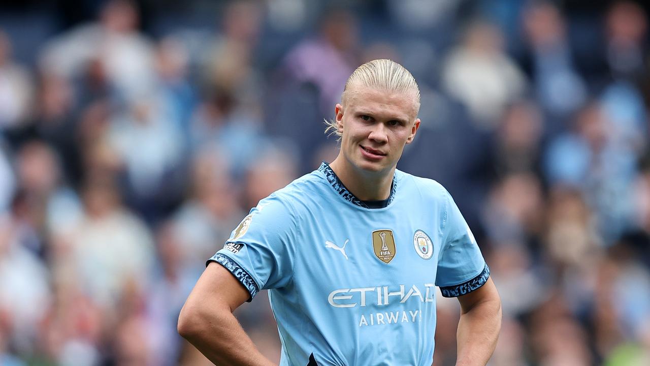 MANCHESTER, ENGLAND - AUGUST 24: Erling Haaland of Manchester City reacts during the Premier League match between Manchester City FC and Ipswich Town FC at Etihad Stadium on August 24, 2024 in Manchester, England. (Photo by Matt McNulty/Getty Images)