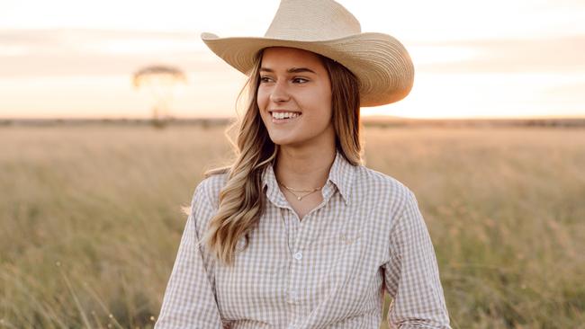 Jasmine Crothers is the owner and founder of Rawhide Rural. On June 25, Rawhide Rural launched a line of quarter-zip jumpers.