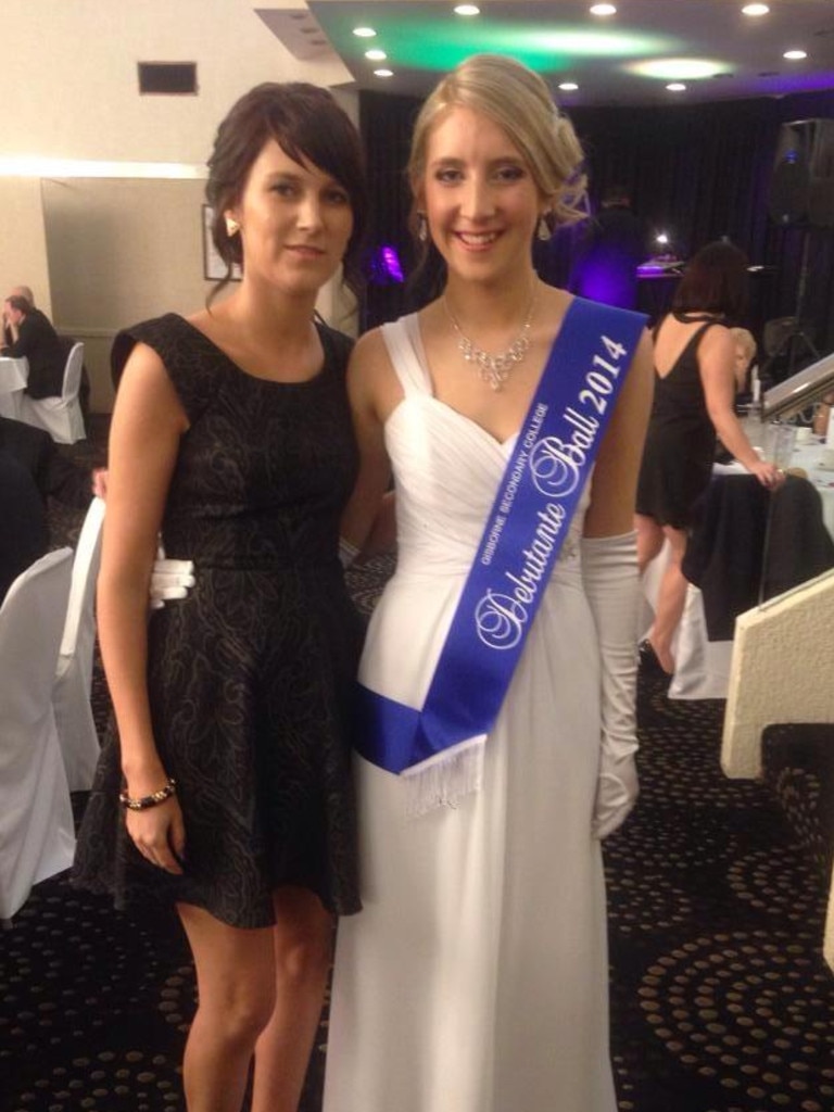 Katie with her sister, Bianca Unwin. Picture: Supplied