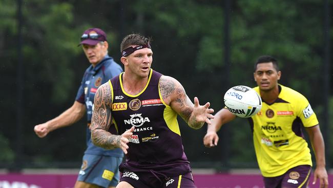 Josh McGuire during the Brisbane Broncos training session in Brisbane, Monday, March 5, 2018. (AAP Image/Dave Hunt) NO ARCHIVING