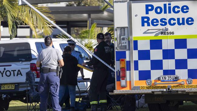 Police on the scene of a siege at Cherry Street Ballina. Picture: Brendan Beirne / NewsWire