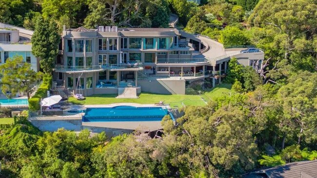 The mansion bought by Brett Lee.