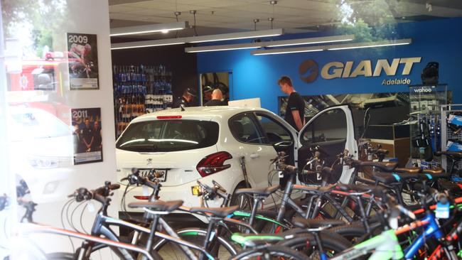 Giant discount bike retailers