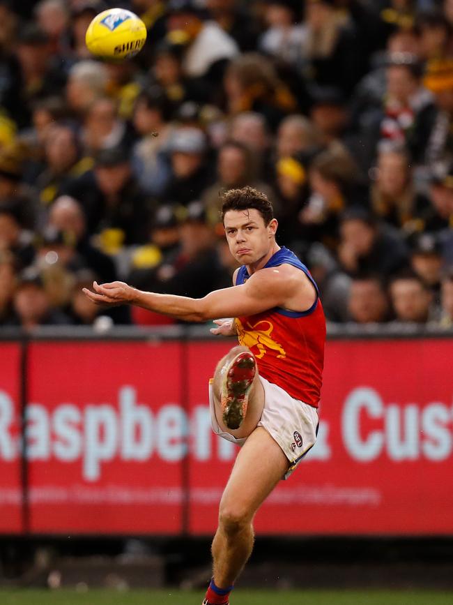 Lachie Neale had 51 disposals against Richmond. Picture: Michael Willson (Getty).