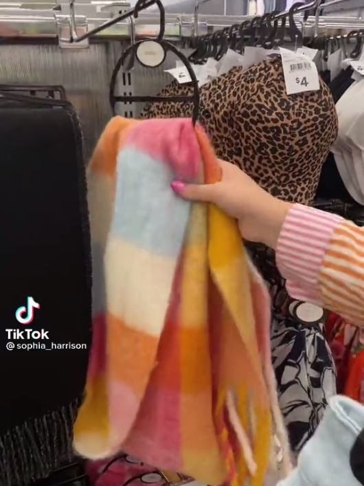 The scarf is ‘super soft’. Picture: TikTok/@sophia_harrison