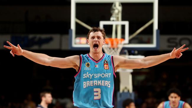 *** BESTPIX *** ADELAIDE, AUSTRALIA - DECEMBER 12:  Finn Delany of The Breakers reacts during the round two NBL match between Adelaide 36ers and New Zealand Breakers at Adelaide Entertainment Centre on December 12, 2021, in Adelaide, [COUNTRY}. (Photo by Sarah Reed/Getty Images)