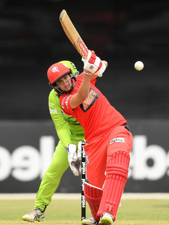 Josie Dooley batting for Renegades. (Photo by Quinn Rooney/Getty Images)