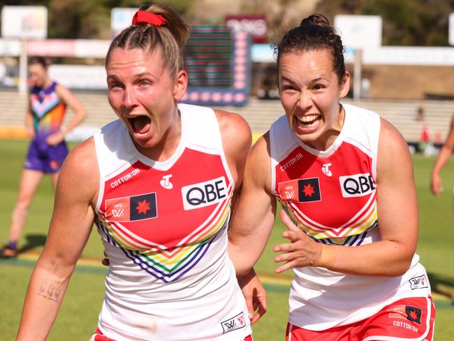 PERTH, AUSTRALIA - NOVEMBER 05: Lisa Steane of the Swans and Aimee Whelan of the Swans react after the win during the round 10 AFLW match between Fremantle Dockers and Sydney Swans at Fremantle Oval, on November 05, 2023, in Perth, Australia. (Photo by James Worsfold/AFL Photos/Getty Images)