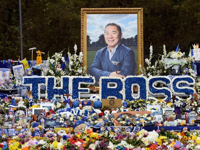 LEICESTER, ENGLAND - NOVEMBER 10:  Tributes to Leicester City chairman Vichai Srivaddhanaprabha are seen outside the stadium prior to the Premier League match between Leicester City and Burnley FC at The King Power Stadium on November 10, 2018 in Leicester, United Kingdom.  (Photo by Ross Kinnaird/Getty Images)