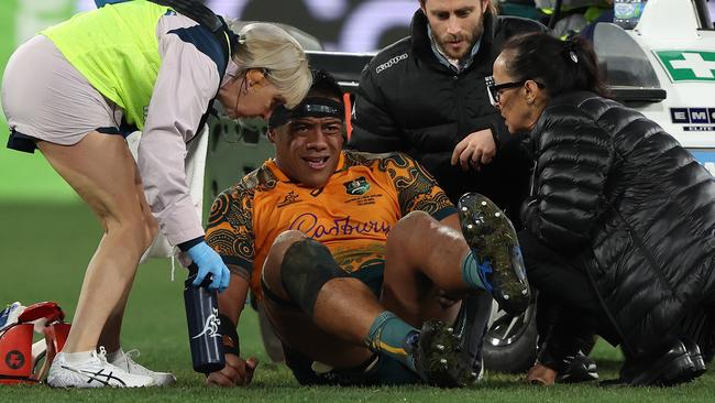 MELBOURNE, AUSTRALIA - JULY 29: Allan Alaalatoa of the Wallabies comes off the ground with an injury during the The Rugby Championship &amp; Bledisloe Cup match between the Australia Wallabies and the New Zealand All Blacks at Melbourne Cricket Ground on July 29, 2023 in Melbourne, Australia. (Photo by Robert Cianflone/Getty Images)