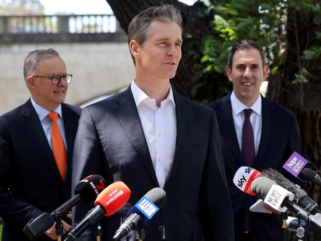 SYDNEY, AUSTRALIA - NewsWire Photos OCTOBER 28, 2022: Member for Parramatta Andrew Charlton pictured at a press conference in Parramatta.Picture: NCA NewsWire / Damian Shaw