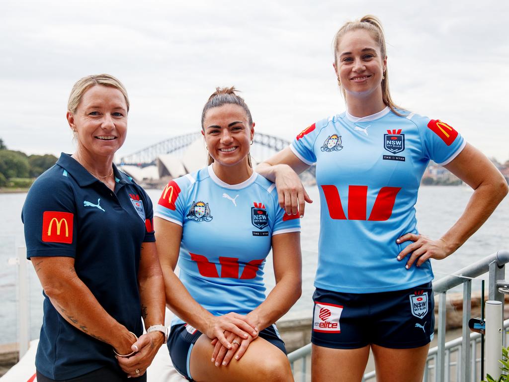 NSW Blues coach Kylie Hilder with Millie Elliott and Kezie Apps. Picture: NCA NewsWire / Nikki Short