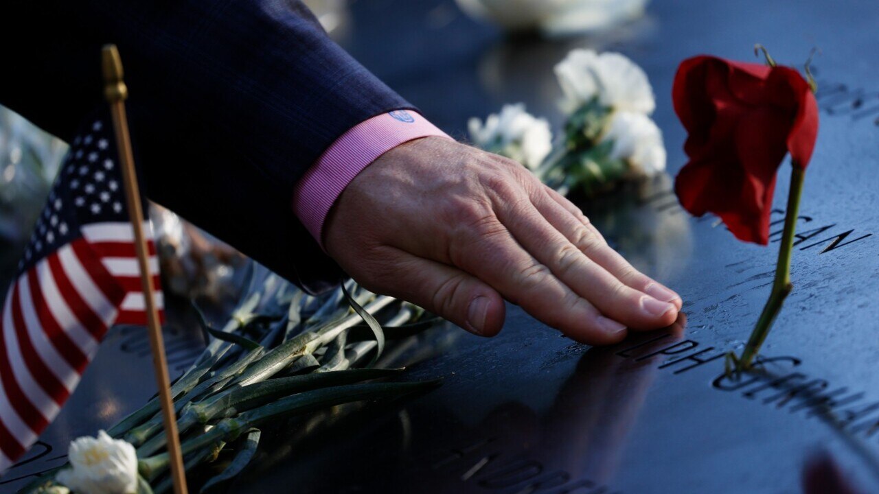 US pauses to commemorate 9/11 anniversary