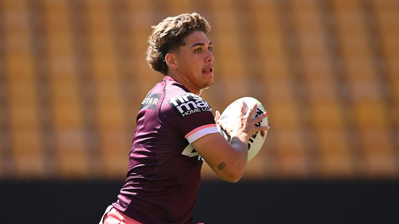 Reece Walsh runs during a Brisbane Broncos NRL training session at