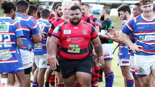 Mariners’ Nik Lilo leads his players through a guard of honour formed by Bulls players at the end of Saturday’s grand final rematch. PICTURE: BRENDAN RADKE