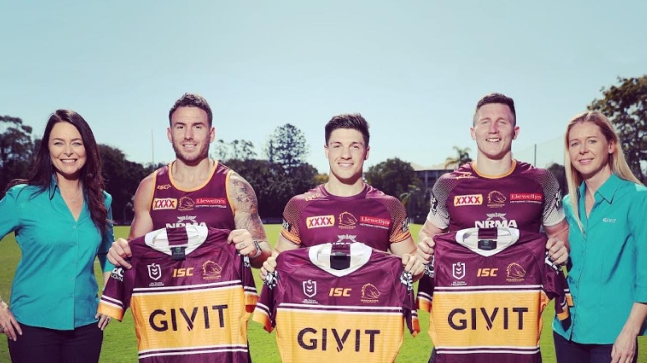 GIVIT on X: @brisbanebroncos Jersey Auction This jersey has been worn and  signed by Matt Gillett in a home game against South Sydney Rabbitohs. Visit   *Auction closes 7 pm 5 April