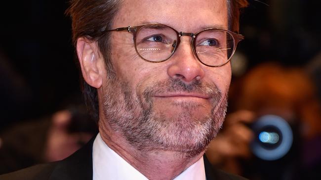 Guy Pearce is a dad.