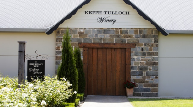 Best wineries cellar doors and winery lunches in NSW escape .au