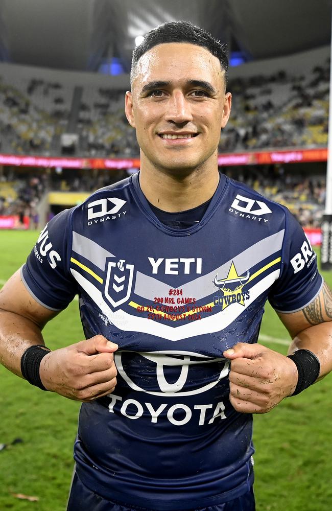 Valentine Holmes and edge partner Murray Taulagi will be set a tough task against the Sharks, matched up against the power of Siosifa Talakai – or Jesse Ramien – and Sione Katoa with dangerous backrower Briton Nikora feeding them the ball. (Photo by Ian Hitchcock/Getty Images)