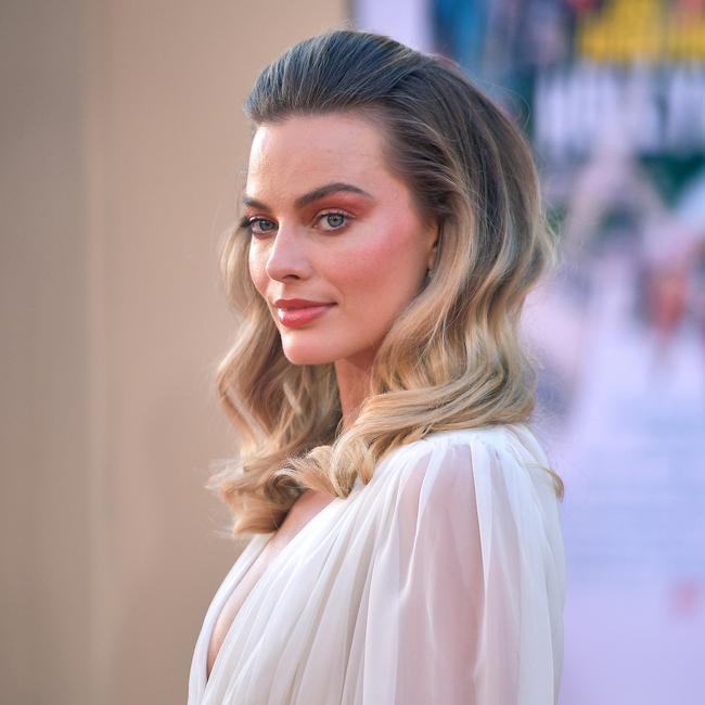 Margot Robbie attends Sony Pictures' 