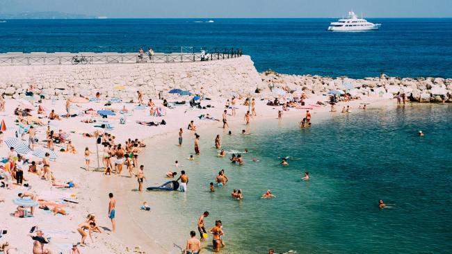 From the sandy Plage de la Salis to the rocky Baie des Milliardaires, sunning yourself here feels oh so Frenchy chic. Picture: Oscar Nord/Unsplash