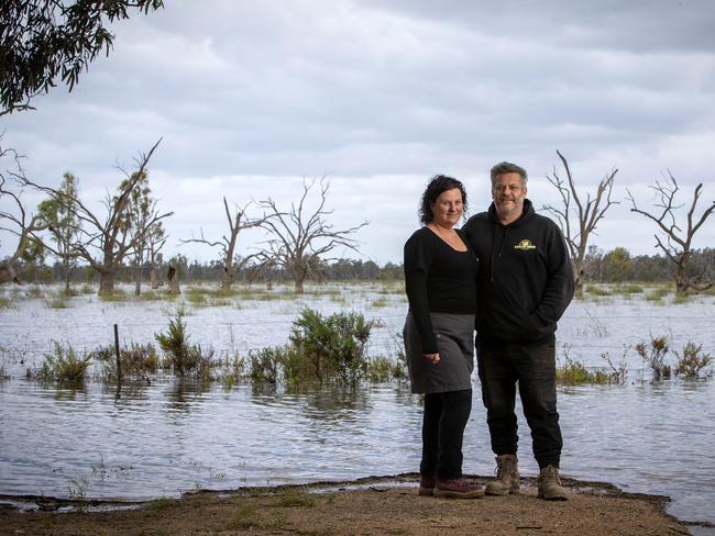 ADELAIDE, AUSTRALIA - Advertiser Photos NOVEMBER 2, 2022: Brad and Nicole Flowers Owners of the Overland Corner Hotel in Overland Corner on the River Murray in the Riverland, SA. Picture Emma Brasier