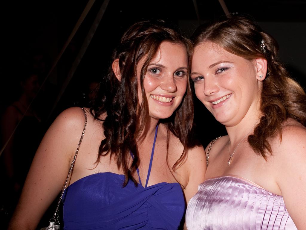 Alix Robinson and Tiffany Furniss at the 2009 Kormilda College formal. Picture: NT NEWS