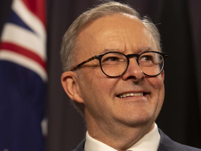 Anthony Albanese has much to be happy about. Labor is a seat away from a majority government. Picture: NCA NewsWire / Andrew Taylor