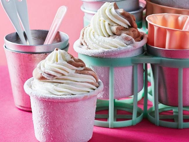 Lamington fro-yo soft serve.