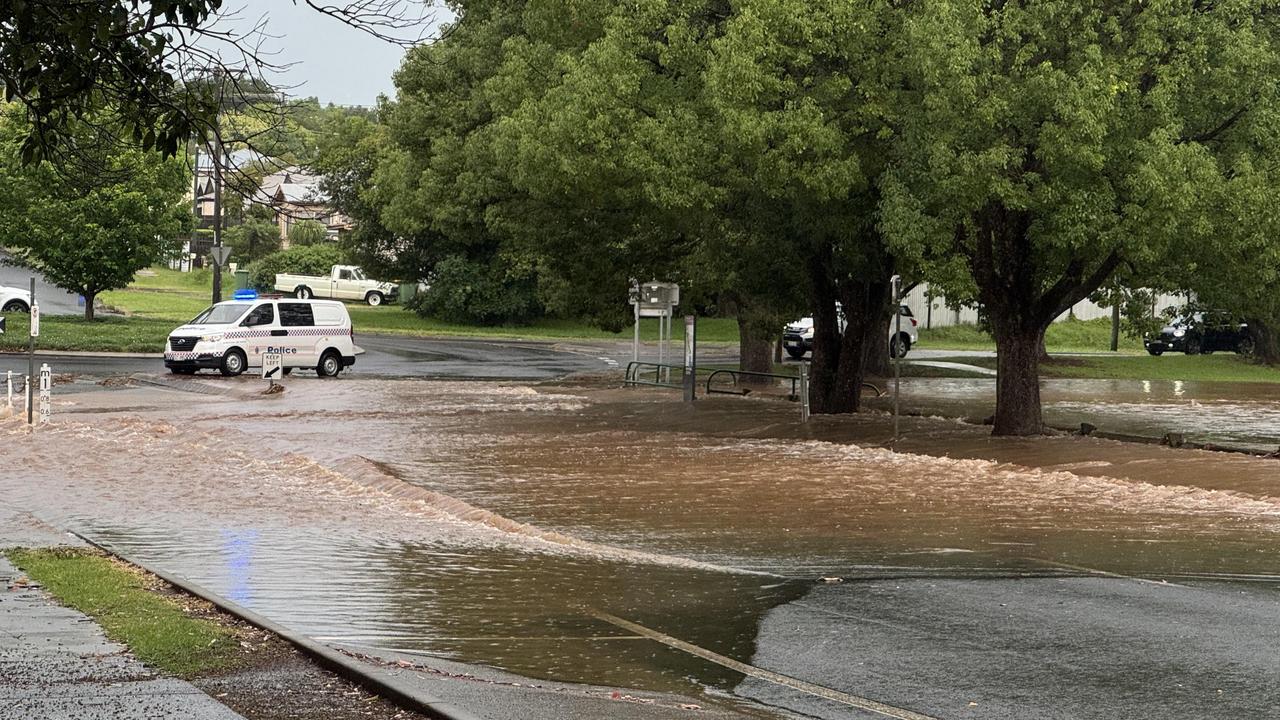 Toowoomba weather: Power lost, multiple crash and storms cause chaos ...