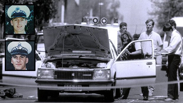 Damian Eyre (inset, bottom left) and Steven Tynan (inset, top left) were shot dead in Walsh St, South Yarra, in October 1988.