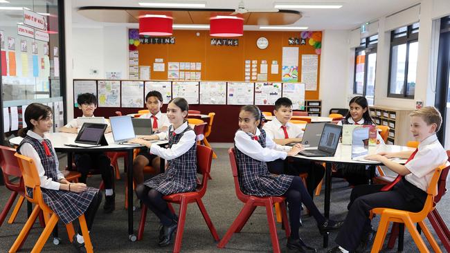 WEEKEND TELEGRAPHS SPECIAL. MAY 9, 2024. PLEASE CONTACT WEEKEND PIC EDITOR JEFF DARMANIN BEFORE PUBLISHING.Pictured are students (L-R) Simra 11, Lucas 11, Rafael 11, Estella 11, Kayla 12, Xavier 11, Saajh 11 and Harrison 12, at Sydney's Largest School, Riverbank Public School that has over 2000 kids. Picture: Tim Hunter.